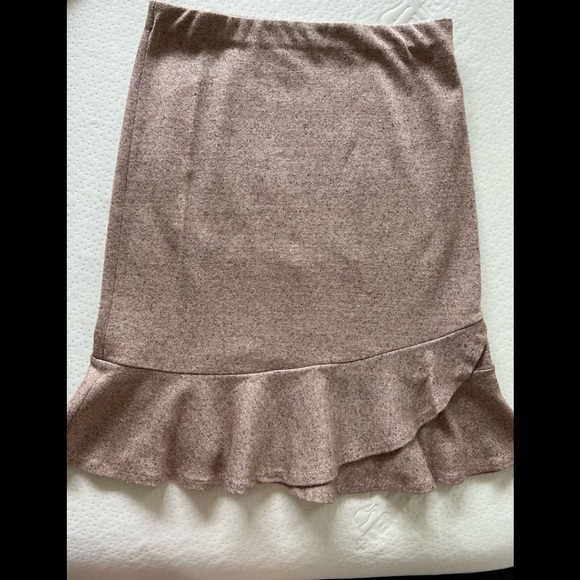 Express Tweed Peplum Hem Skirt, Light Brown, Size XS, Pre-owned - Picture 1 of 9